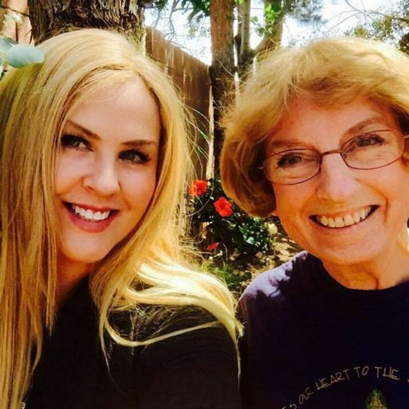 Meet your Posher, Linda - Picture 1 of 1